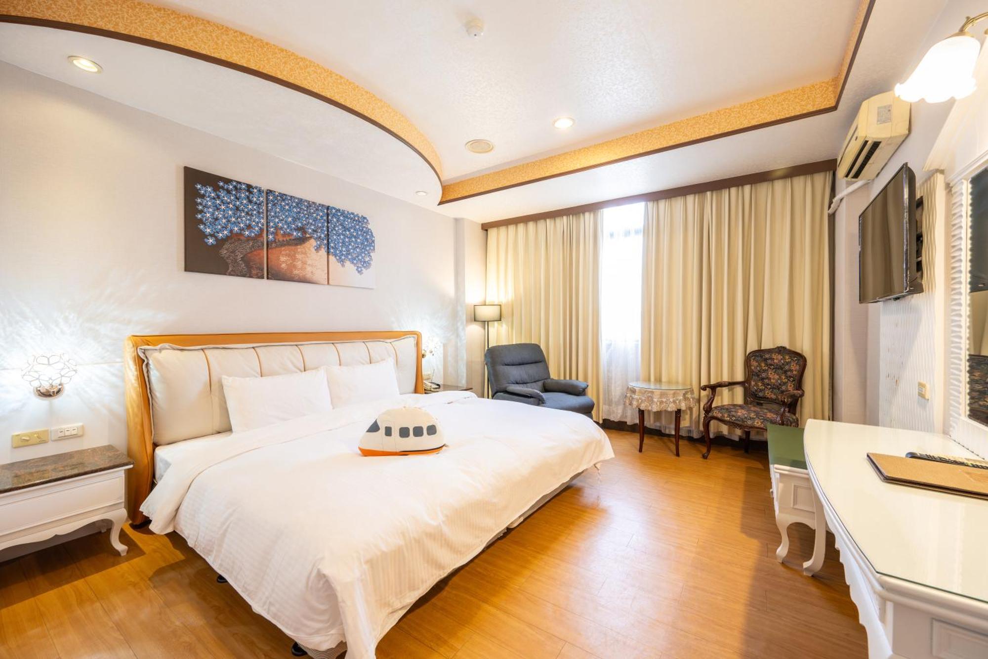 Wenpin Hotel - Pier 2 Kaohsiung Exterior foto